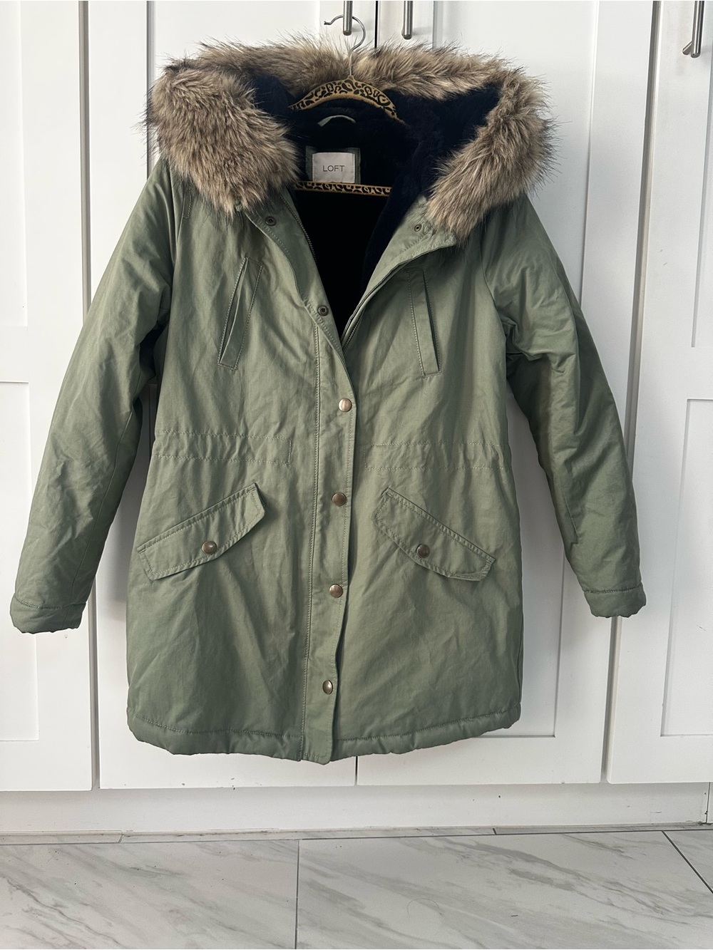 LOFT Olive Green Puffer Parka with Faux Fur Trim